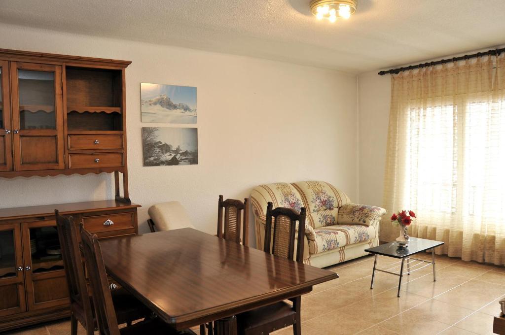 Apartaments Turistics Pirineu Soldeu Room photo
